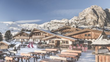 Außenansicht Skihotel Gröden