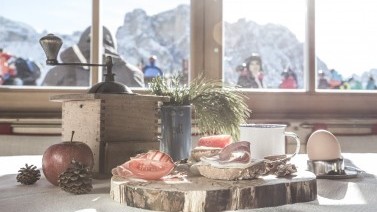 South Tyrolean snack in Val Gardena Hotel